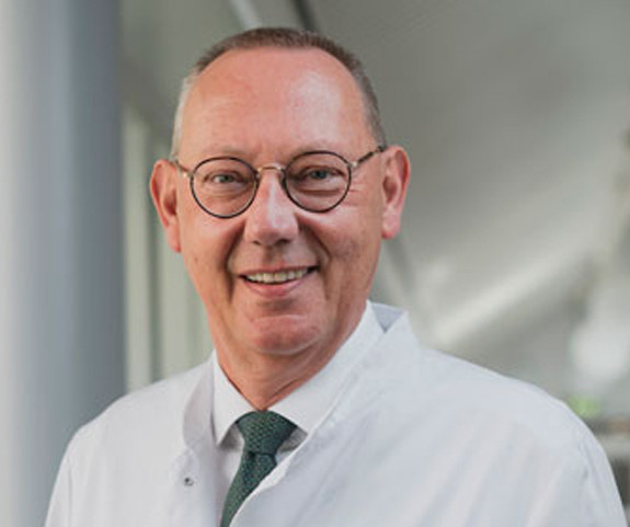 Dr. Thomas Voshaar is chief physician of the Bethanien Lung Clinic in Moers.