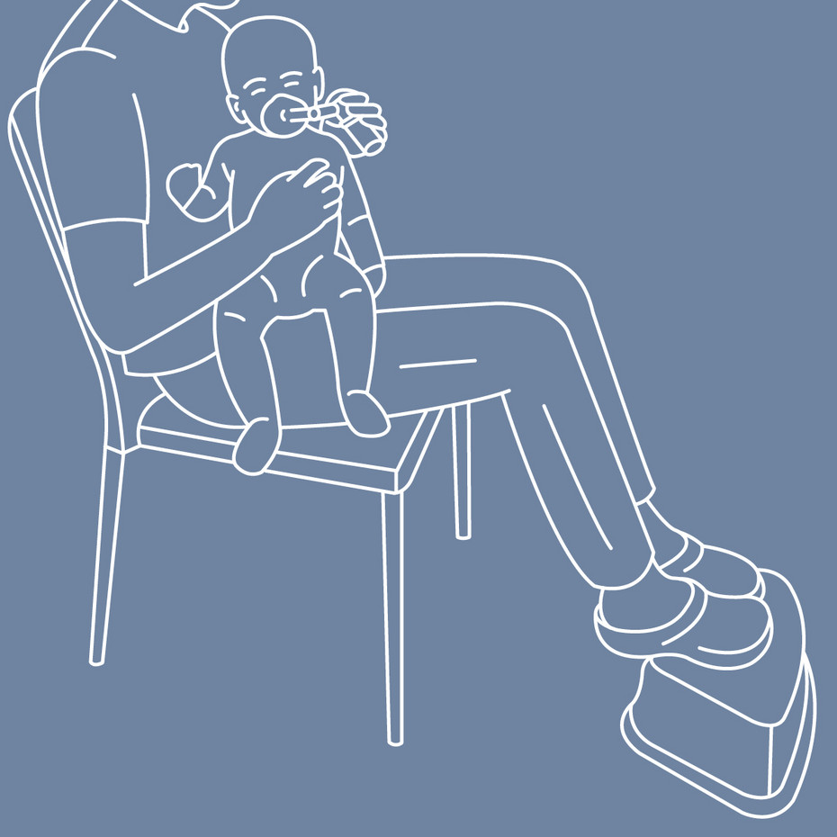 Graphic of a parent sitting on a chair, both feet on a stool, the baby sitting on the lap and inhaling