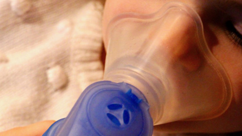 Warum sich inhalieren lohnt? Petra Warth sagt, "die Kinder können so den Schleim besser abhusten." 