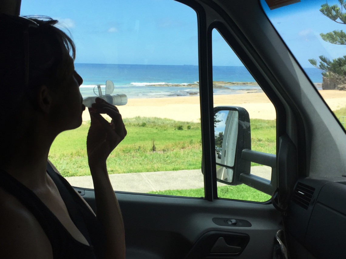Nebuliser therapy and treatment while travelling in the camper Nebuliser therapy and treatment while travelling in the camper