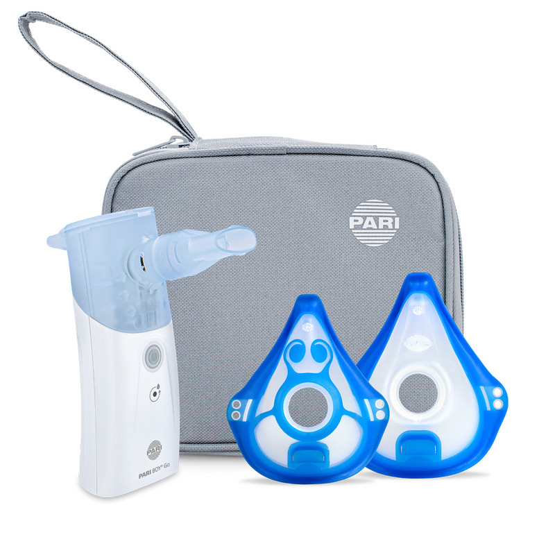 PARI BOY Go inhaler with two masks and a carry bag for mobile inhalation therapy.