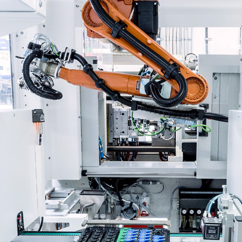 Highly automated mesh manufacturing capabilities