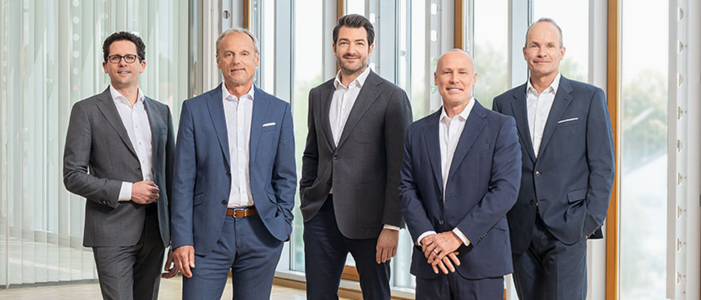 The executive leadership team of the PARI Group